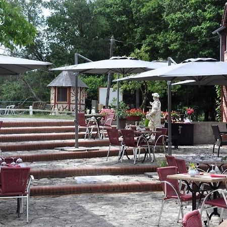 Hotel - Restaurant Le Moulin De Villiers Nouan-le-Fuzelier Bagian luar foto