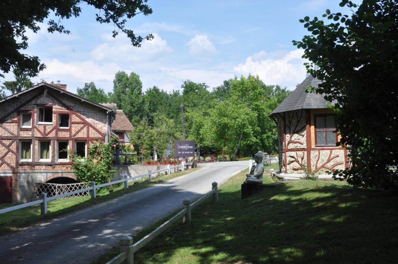 Hotel - Restaurant Le Moulin De Villiers Nouan-le-Fuzelier Bagian luar foto